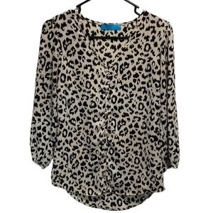 Buttons Cream and Black Mandarin Collar Blouse